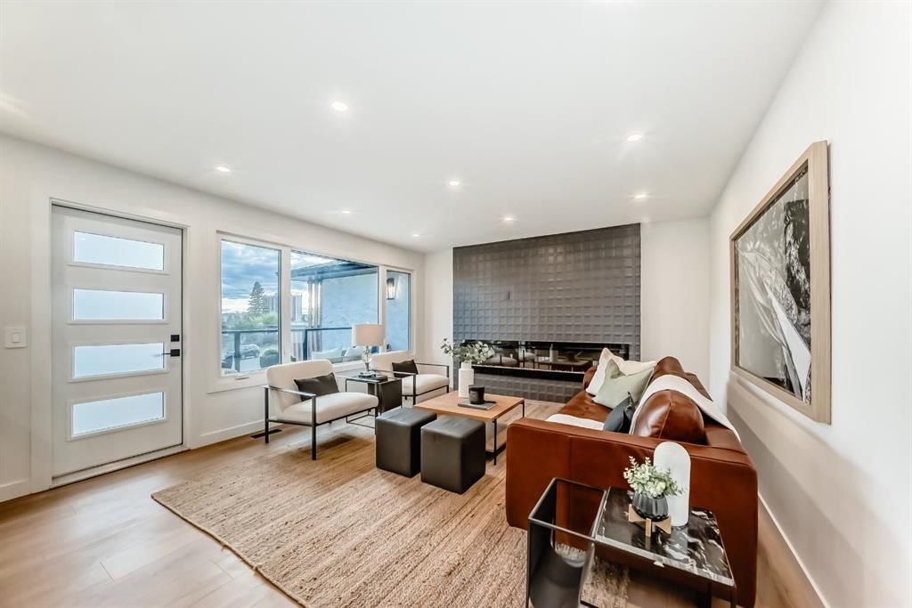 26 Dalgetty Place NW, Calgary — photo 2 of 50