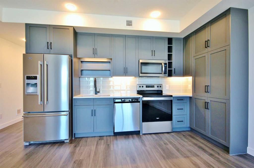 406, 4138 University Avenue NW, Calgary — photo 3 of 17