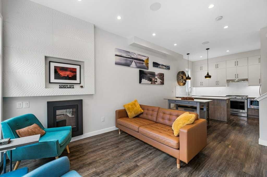 2, 713 5 Street NE, Calgary — photo 5 of 44