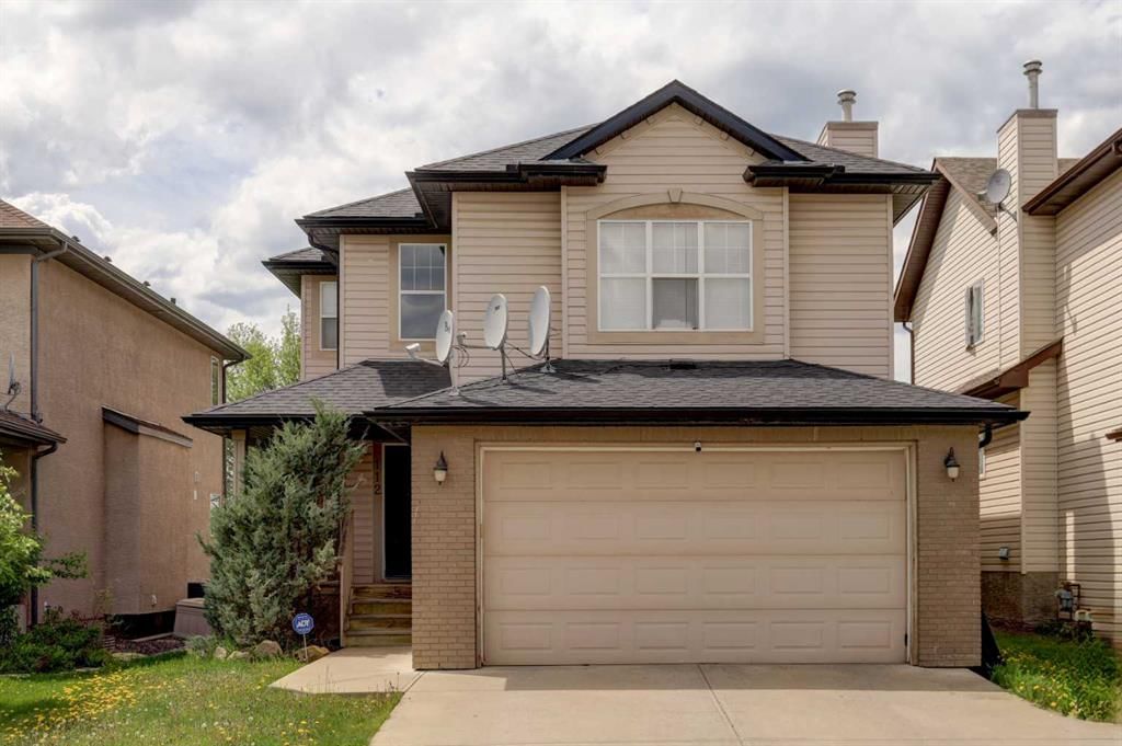 112 Cougarstone Manor SW, Calgary — main listing photo