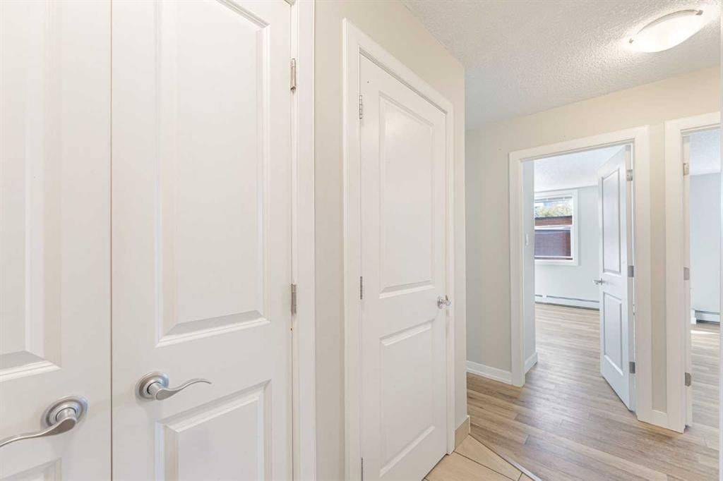 305, 605 14 Avenue SW, Calgary — photo 3 of 40