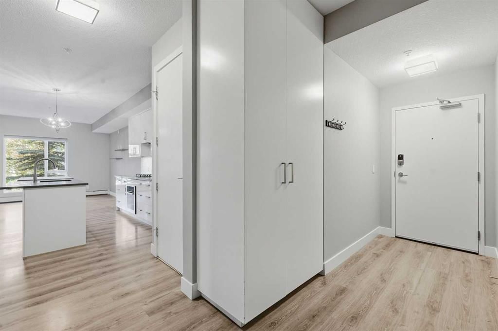 209, 1521 26 Avenue SW, Calgary — photo 3 of 30