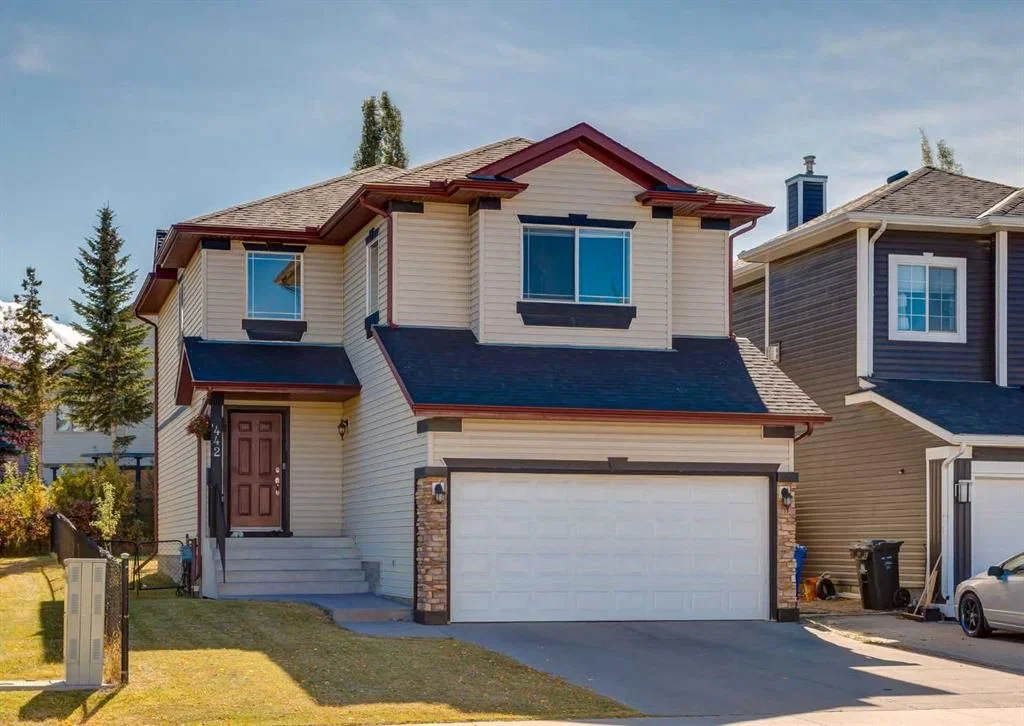 442 Citadel Drive NW, Calgary — main listing photo