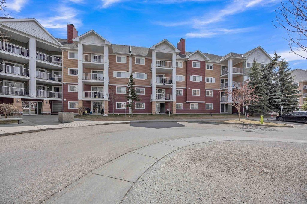 4105, 10 Prestwick Bay SE, Calgary — main listing photo