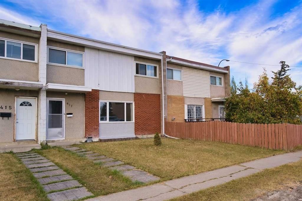 417 Goddard Avenue NE, Calgary — photo 2 of 26