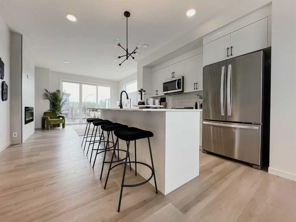 822 Arbour Lake Road NW, Calgary — photo 4 of 15