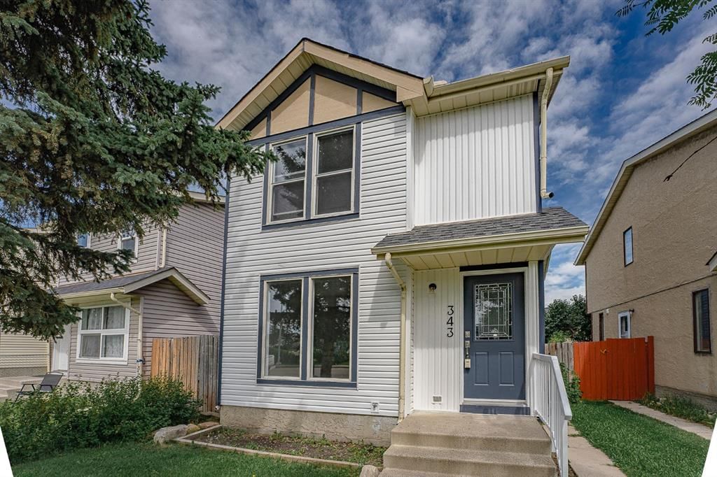 343 Falshire Way NE, Calgary — photo 3 of 25