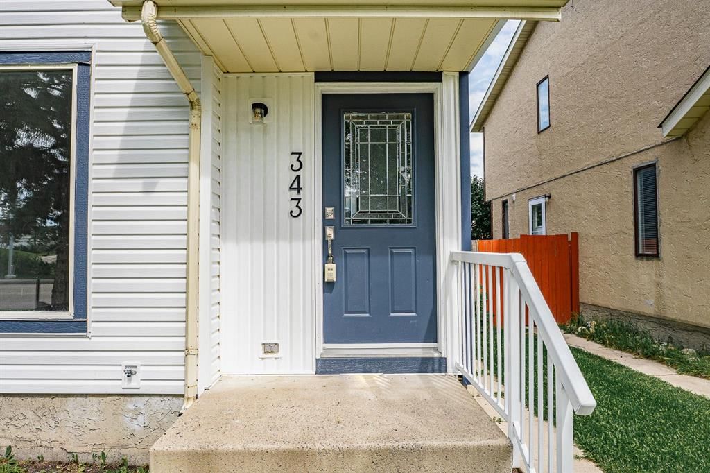 343 Falshire Way NE, Calgary — photo 4 of 25