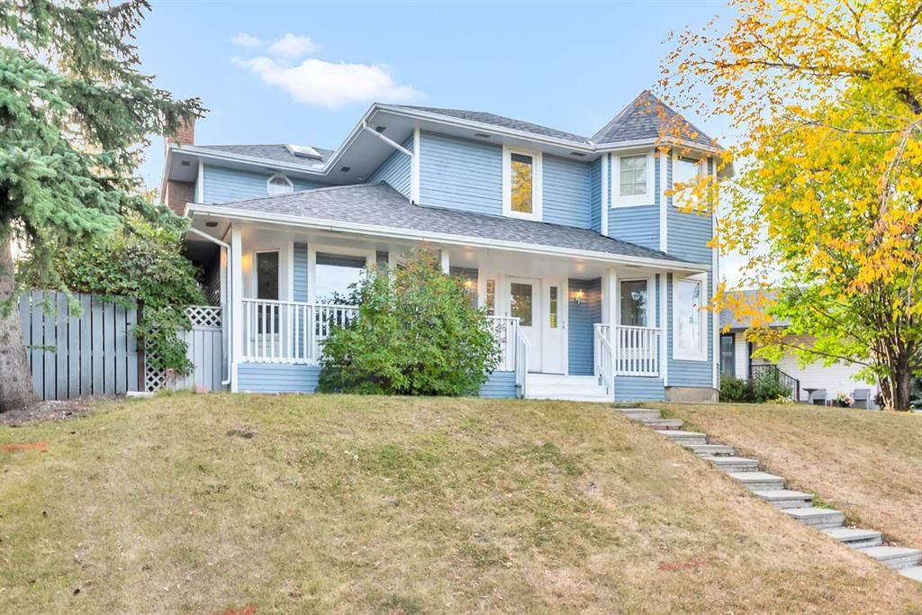 147 Scenic Way NW, Calgary — main listing photo