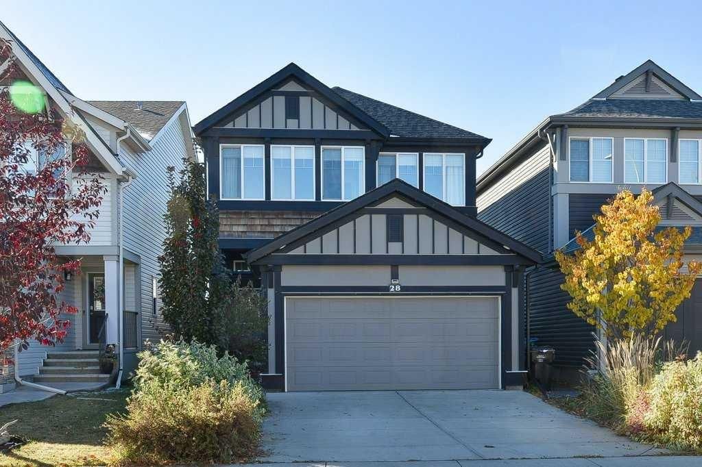 28 Auburn Glen Close SE, Calgary — photo 5 of 45