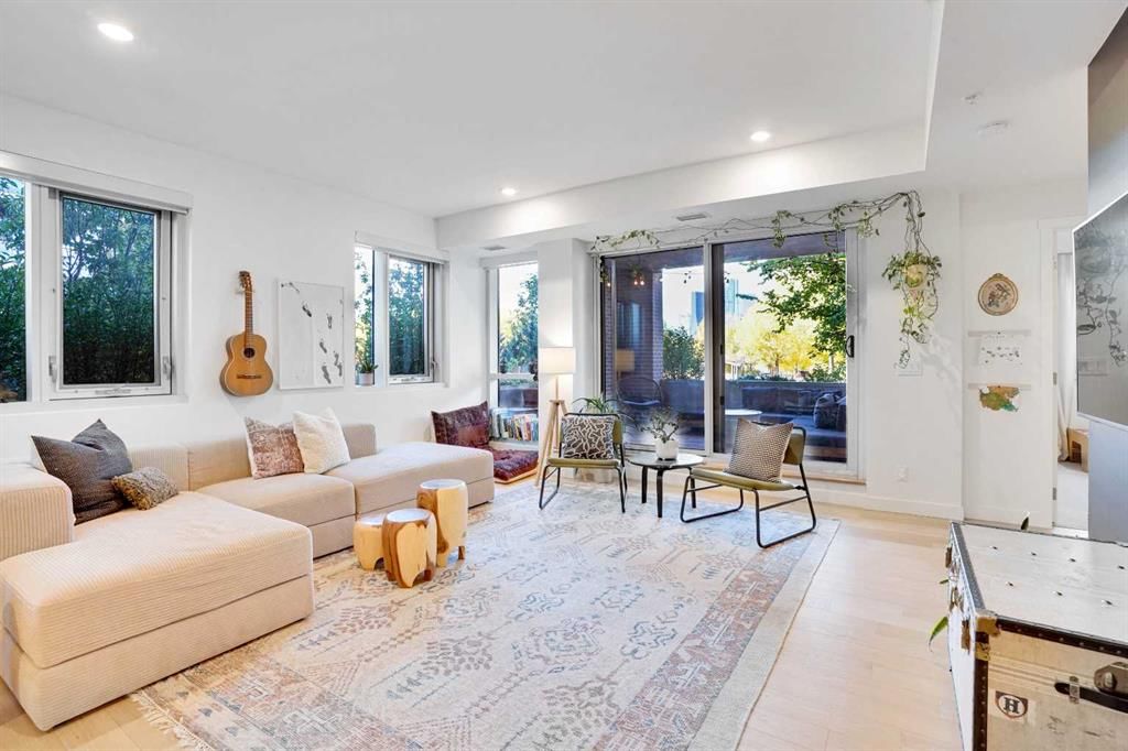 3, 88 9 Street NE, Calgary — main listing photo