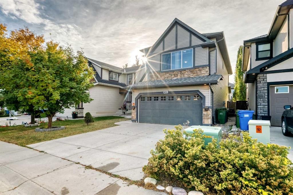168 Royal Oak Terrace NW, Calgary — main listing photo