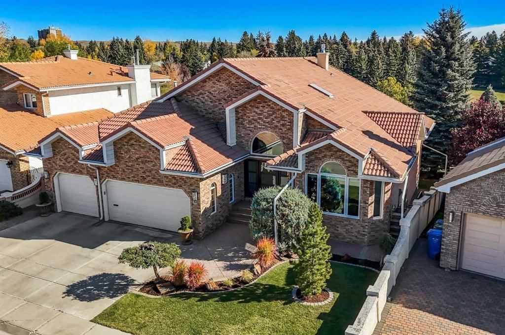 63 Varsity Ridge Terrace NW, Calgary — main listing photo