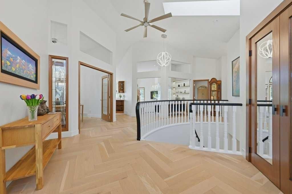 63 Varsity Ridge Terrace NW, Calgary — photo 5 of 41