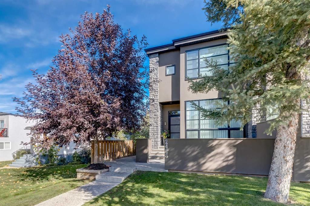 2, 2426 29 Street SW, Calgary — main listing photo