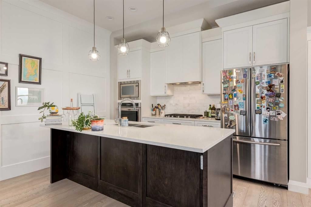 2, 2426 29 Street SW, Calgary — photo 4 of 28