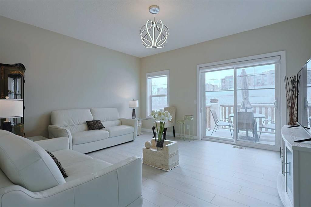 243 Sage Hill Grove NW, Calgary — photo 2 of 37