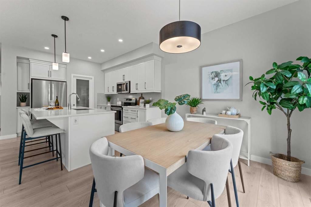 23 Seton Rise SE, Calgary — photo 2 of 18