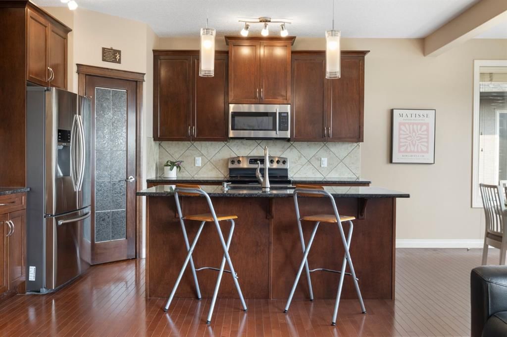 139 Sherwood Hill NW, Calgary — photo 5 of 43