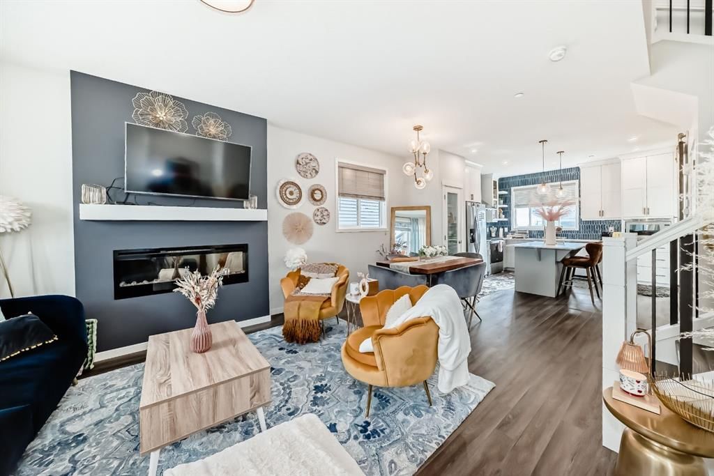689 Livingston Way NE, Calgary — photo 5 of 26