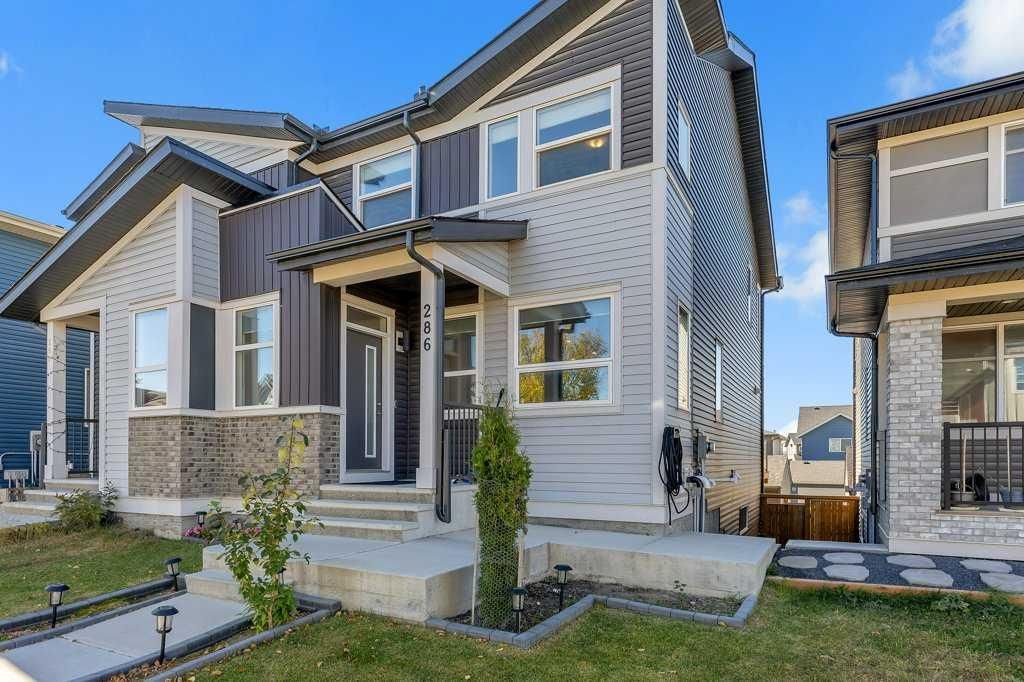 286 Carringvue Way NW, Calgary — photo 3 of 50