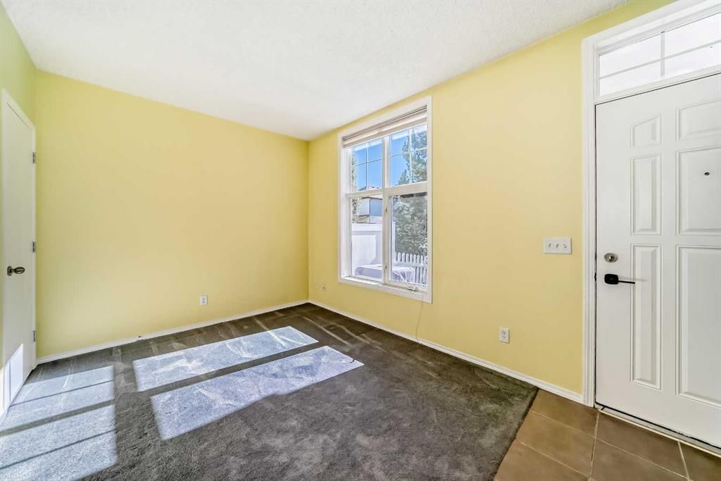 63 Toscana Gardens NW, Calgary — photo 4 of 45