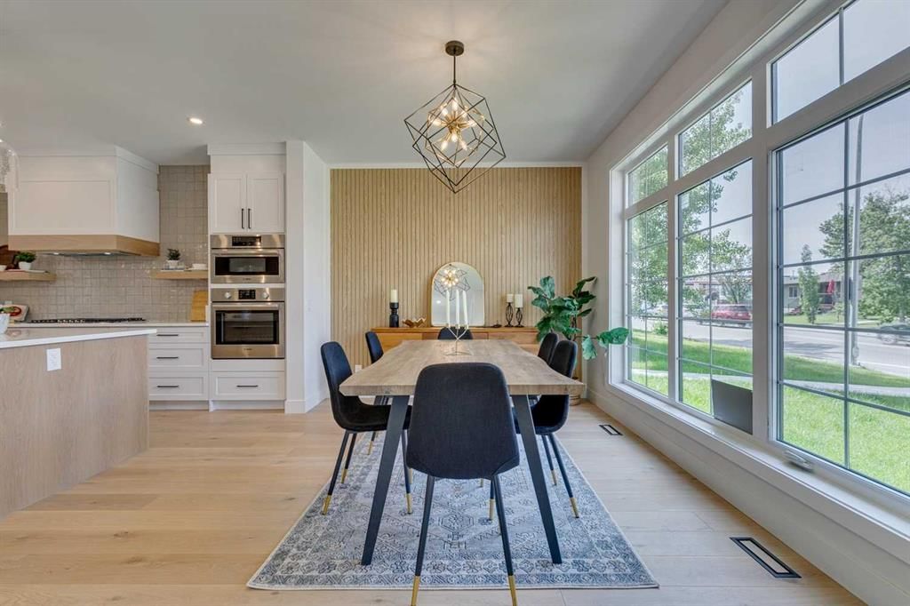 3723 Richmond Road SW, Calgary — photo 2 of 45