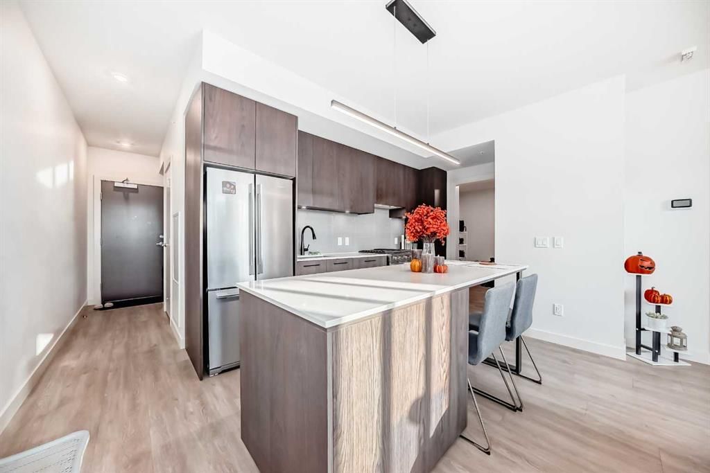 311, 1107 Gladstone Road NW, Calgary — photo 4 of 45