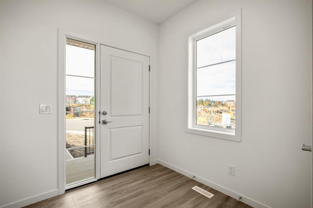 188 Sage Hill Heights NW, Calgary — photo 4 of 37