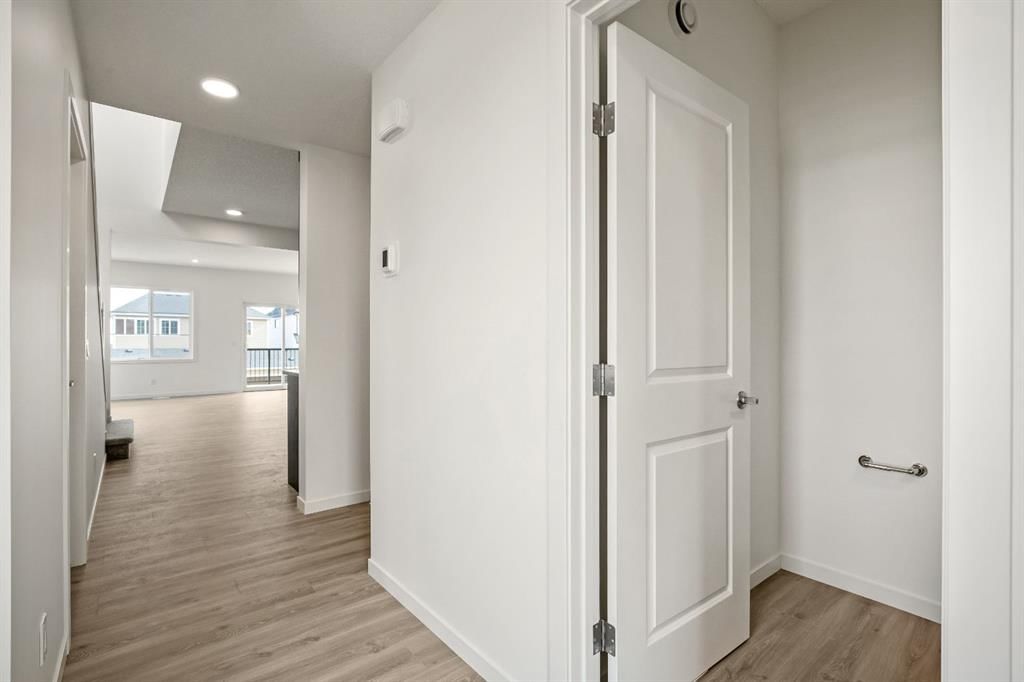 188 Sage Hill Heights NW, Calgary — photo 5 of 37