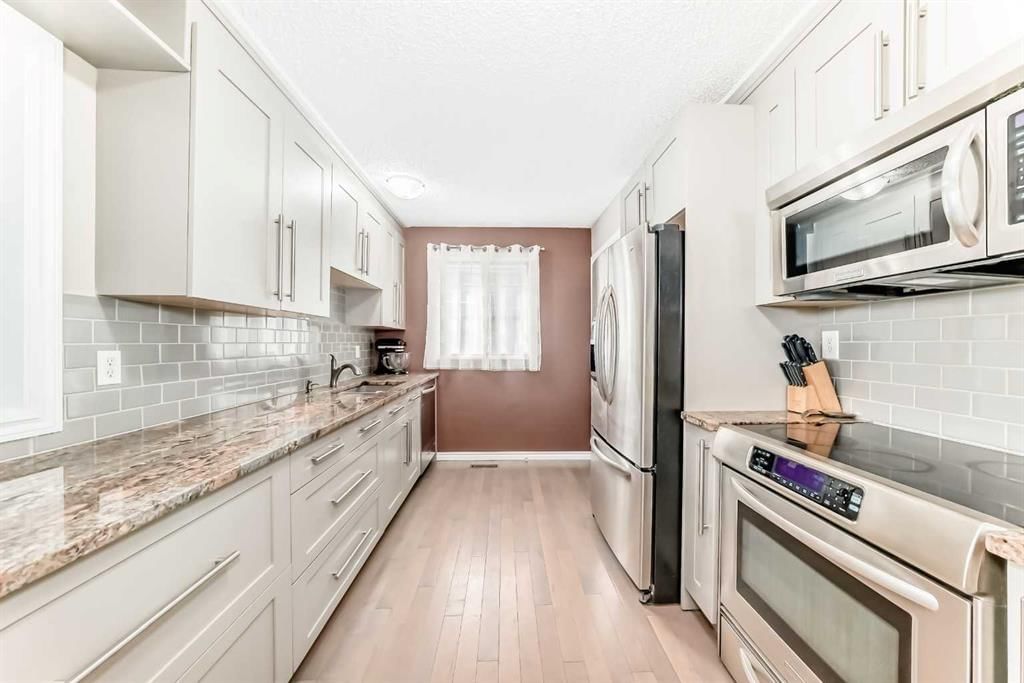 8336 Silver Springs Road NW, Calgary — photo 4 of 50