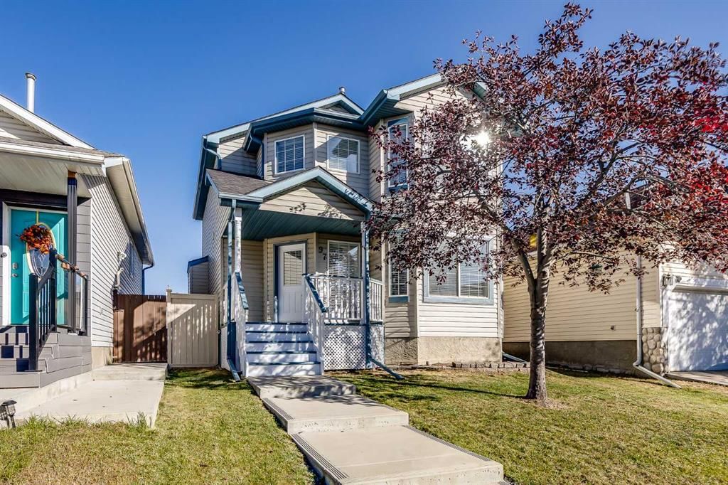 97 Mt Aberdeen Circle SE, Calgary — photo 2 of 32