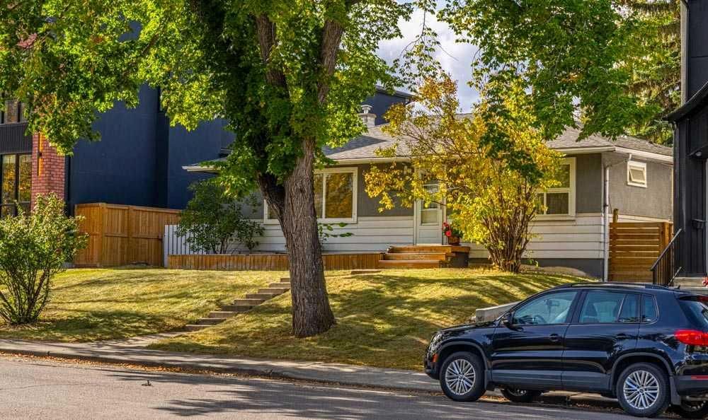 707 36 Street SW, Calgary — photo 5 of 16