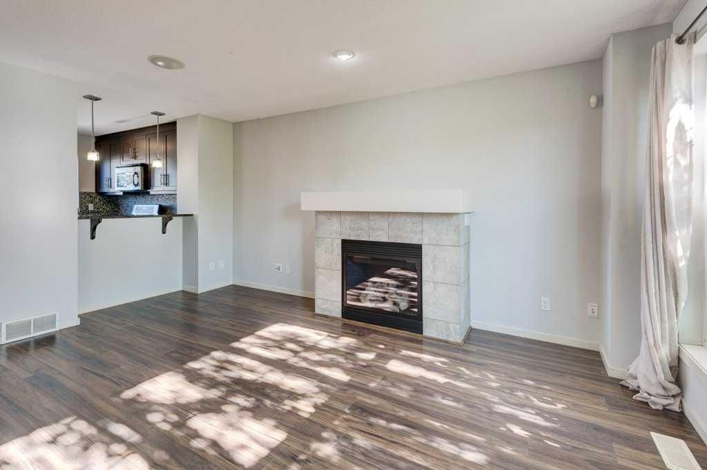 176 Walden Drive SE, Calgary — photo 2 of 44