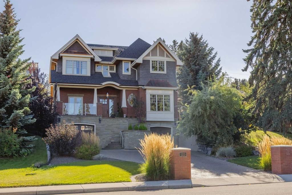 1213 Premier Way SW, Calgary — main listing photo
