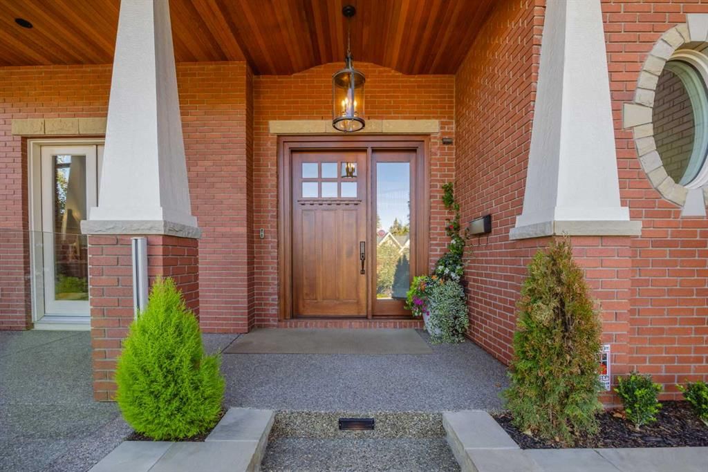 1213 Premier Way SW, Calgary — photo 2 of 40