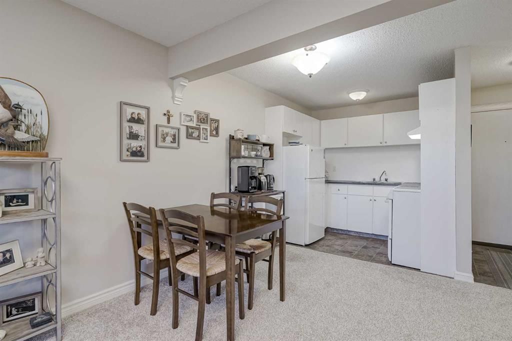 104D, 5601 Dalton Drive NW, Calgary — photo 2 of 46