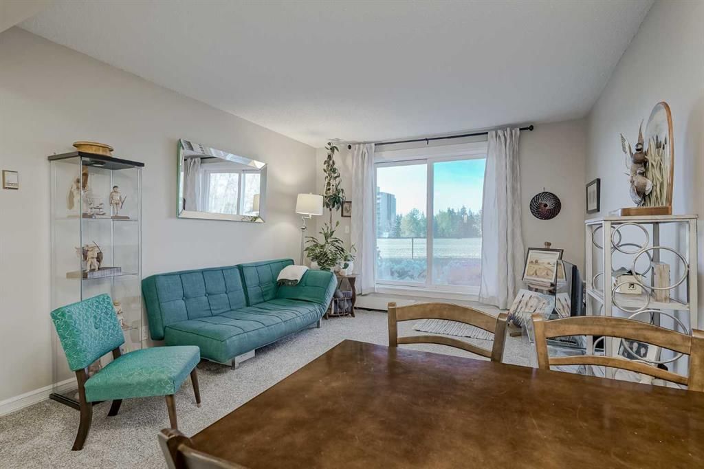 104D, 5601 Dalton Drive NW, Calgary — photo 3 of 46