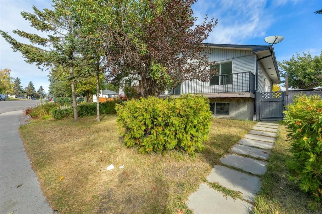 5204 Marbank Drive NE, Calgary — photo 2 of 49