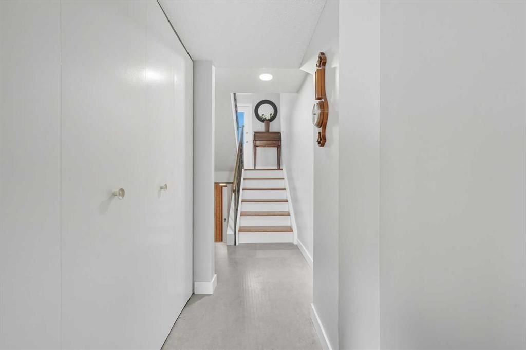 51, 5400 Dalhousie Drive NW, Calgary — photo 5 of 45