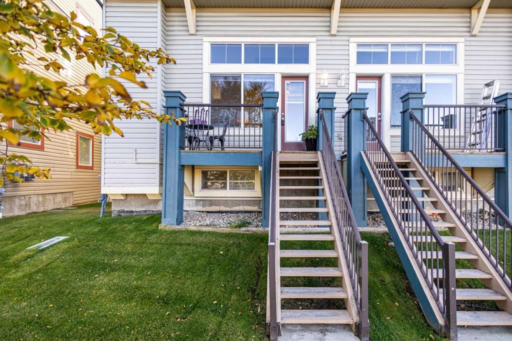 209 Copperfield Lane SE, Calgary — photo 2 of 29