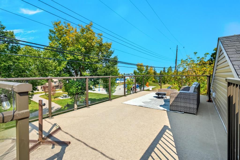 35 Fairview Drive SE, Calgary — photo 5 of 50