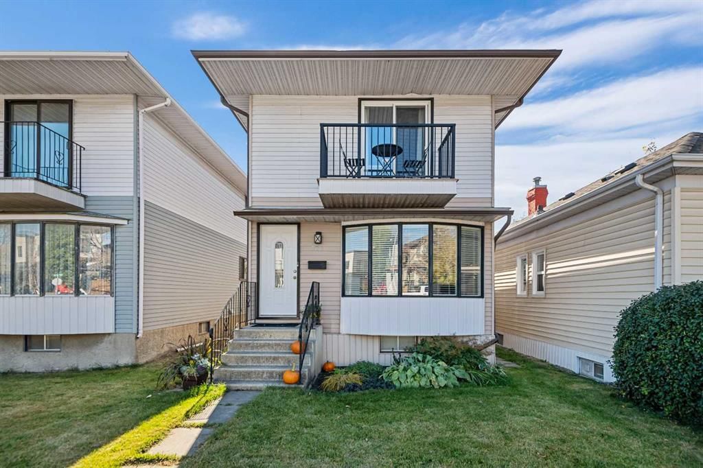 703 20 Avenue NW, Calgary — main listing photo