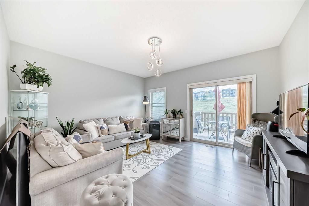 411 Sage Hill Grove NW, Calgary — photo 3 of 16