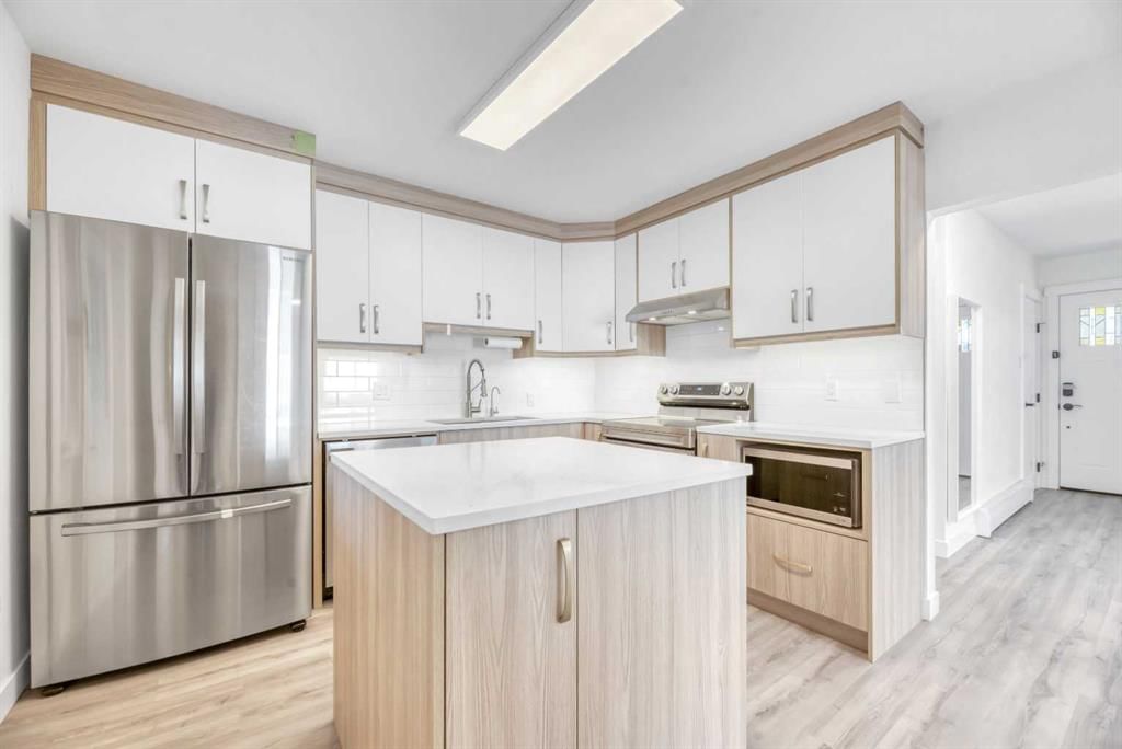 7207 7 Street SW, Calgary — main listing photo