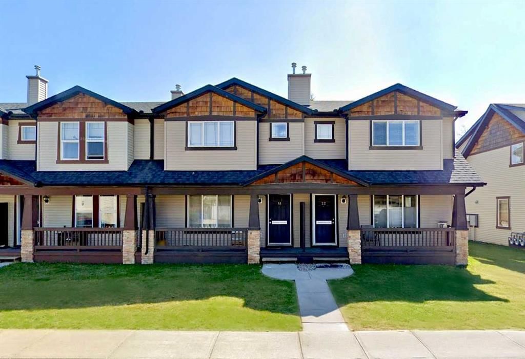 18 Panatella Park NW, Calgary — main listing photo