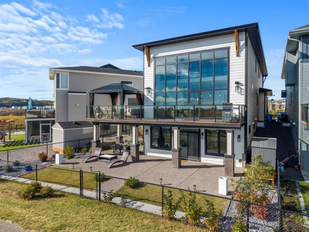 71 Creekstone Way SW, Calgary — main listing photo