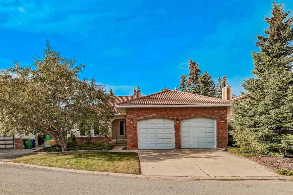 119 Hawkview Manor Place NW, Calgary — main listing photo