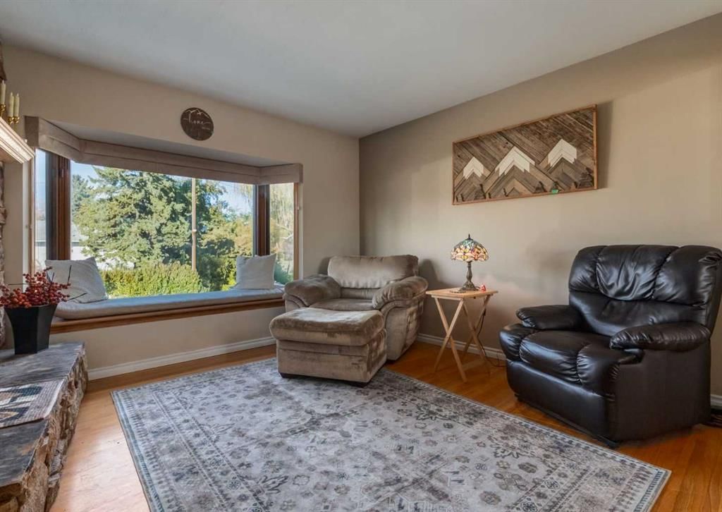 4611 Fortune Road SE, Calgary — photo 5 of 22