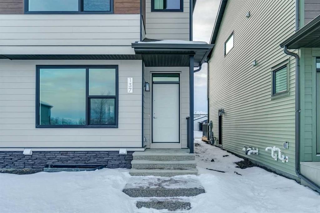 137 Silverton Glen Way SW, Calgary — photo 3 of 40